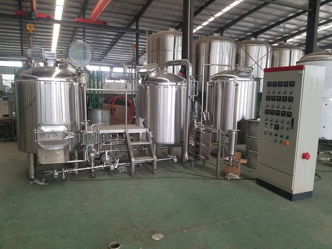 樊城全套啤酒设备一套多少钱？开精酿厂到底得配齐哪些？
